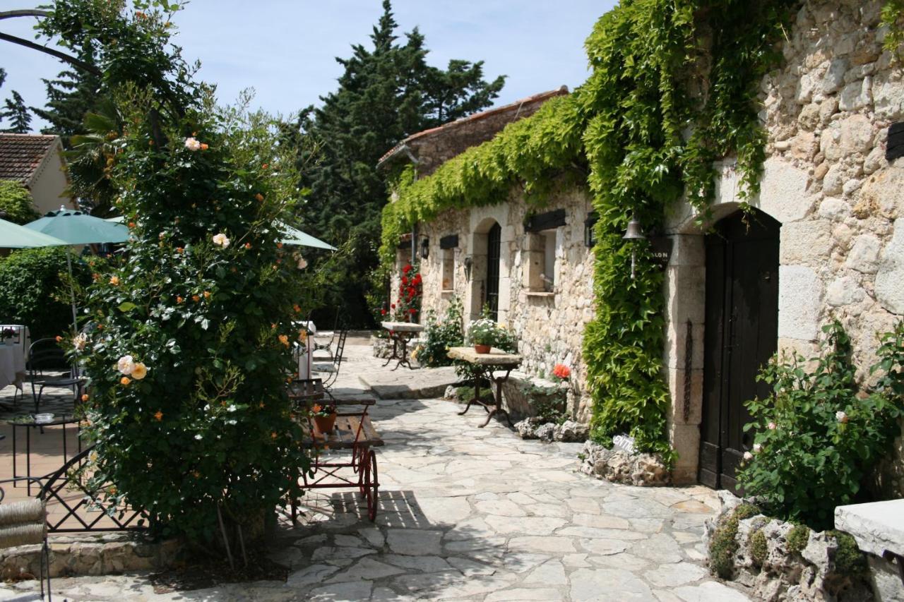 Hotel-Restaurant Le Moulin De La Camandoule Fayence Exterior photo