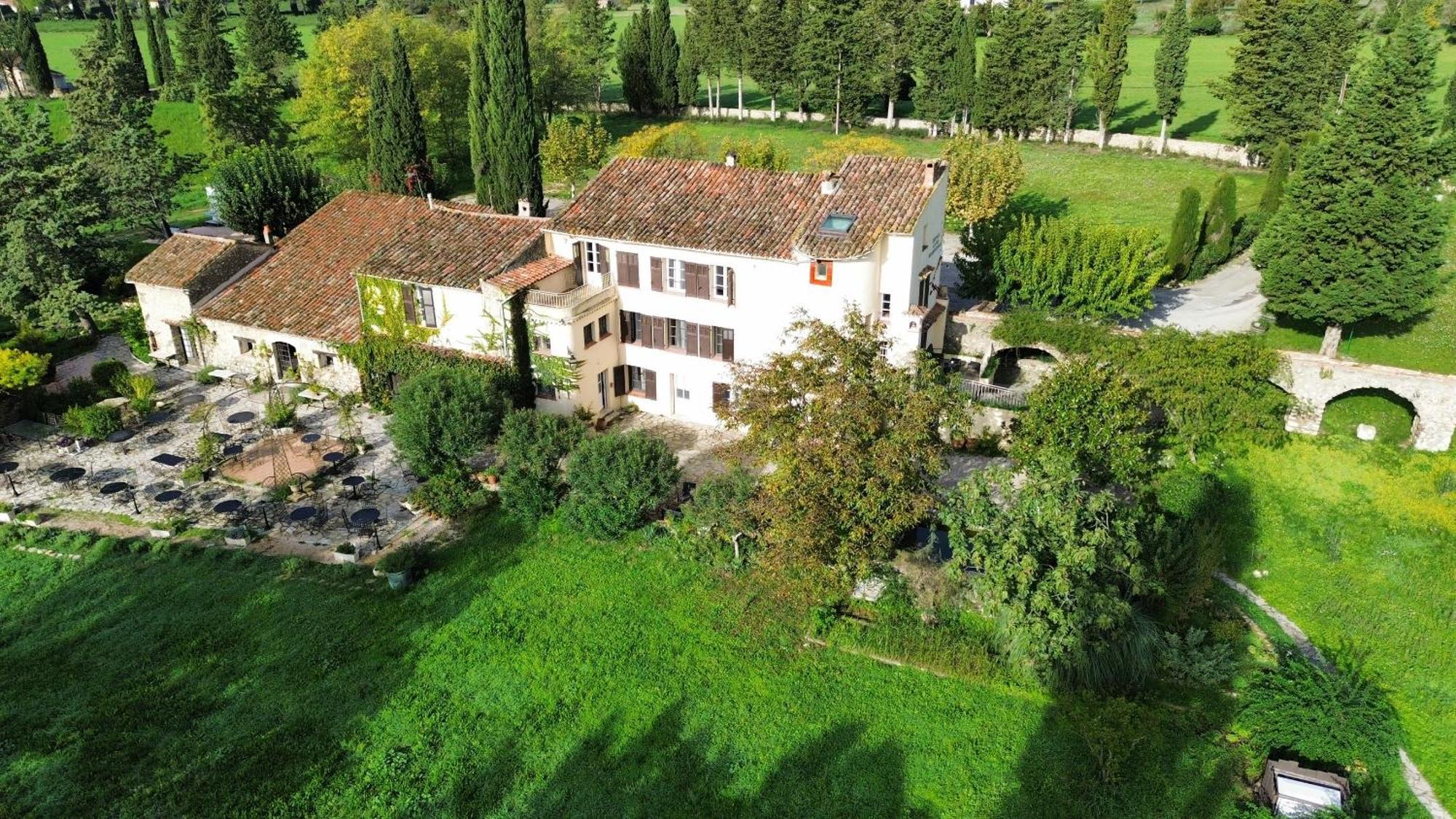 Hotel-Restaurant Le Moulin De La Camandoule Fayence Exterior photo